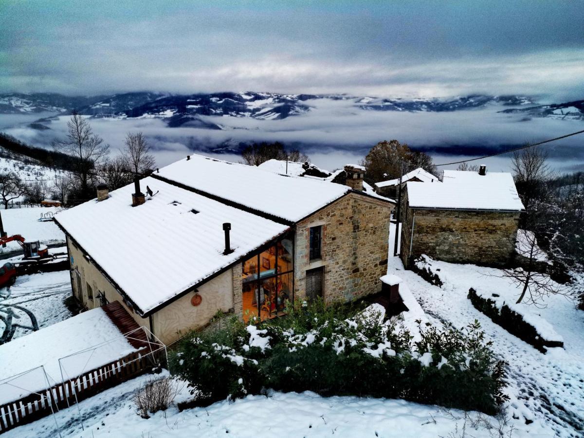 Daina Bianca Bed & Breakfast Solignano Exterior photo