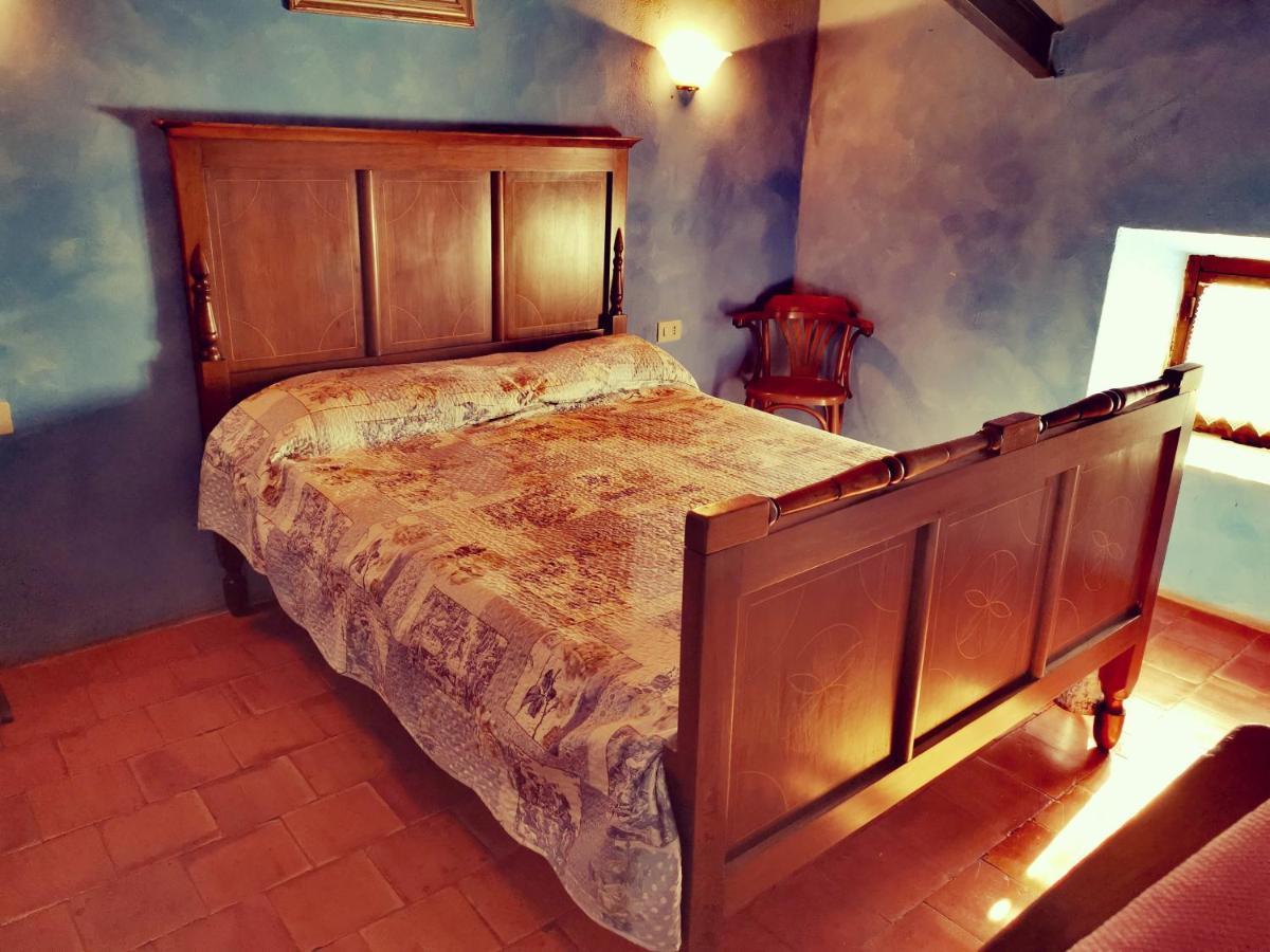 Daina Bianca Bed & Breakfast Solignano Exterior photo