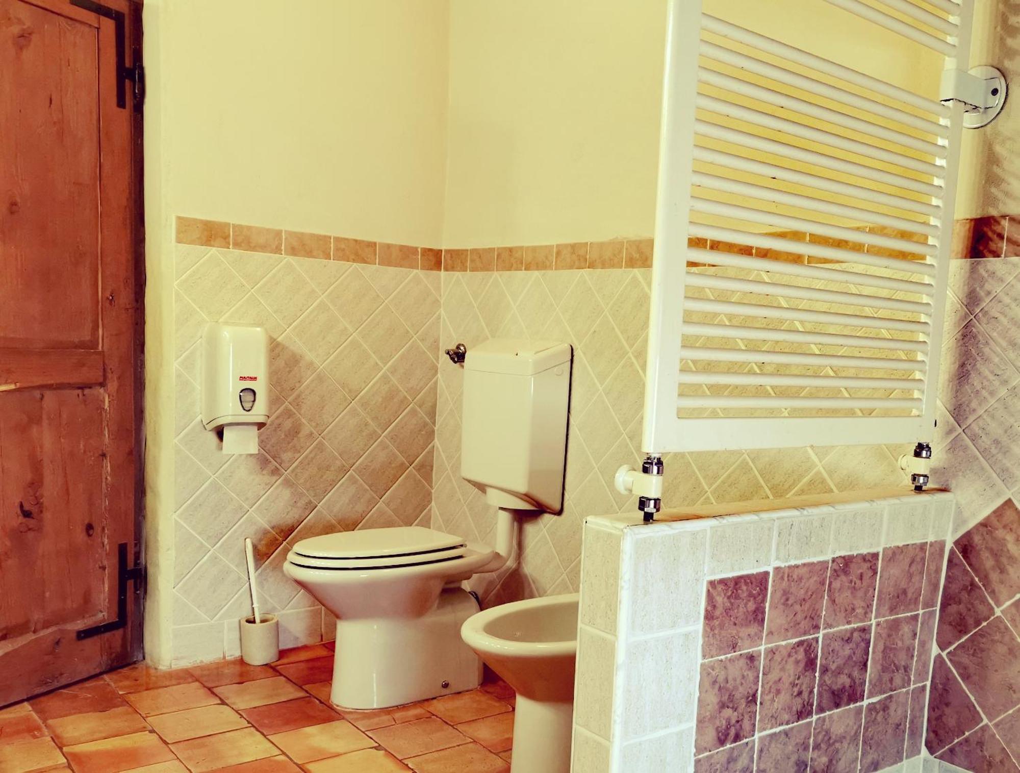 Daina Bianca Bed & Breakfast Solignano Exterior photo